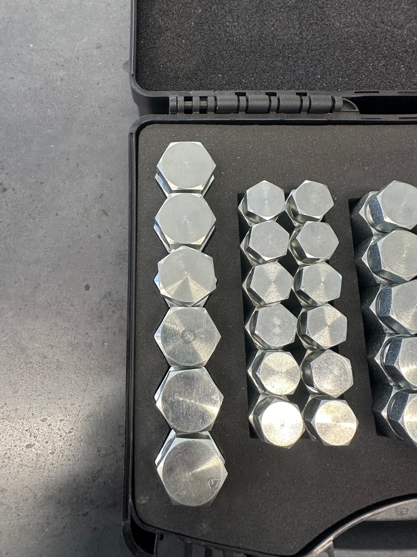 The Hoserz 72PCS O-Ring Face Seal Cap & Plug Kit